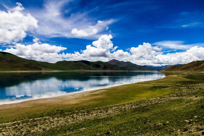Yunnan und Tibet Reisen: Von Shangri-La(Yunnan) nach Lhasa(Tibet) mit Flug