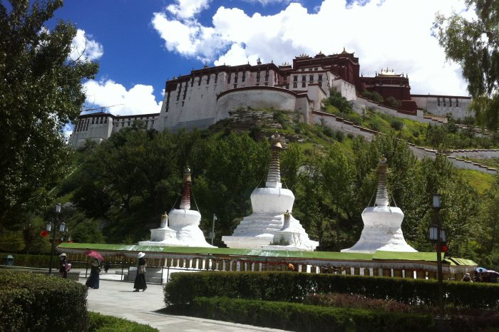 Überland Reise: Überlandfahrt  von Shangri-La(Yunnan) nach Lhasa(Tibet)