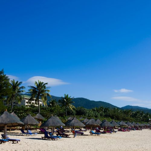 Tibet Bahn nach Lhasa und Badeurlaub in Sanya
