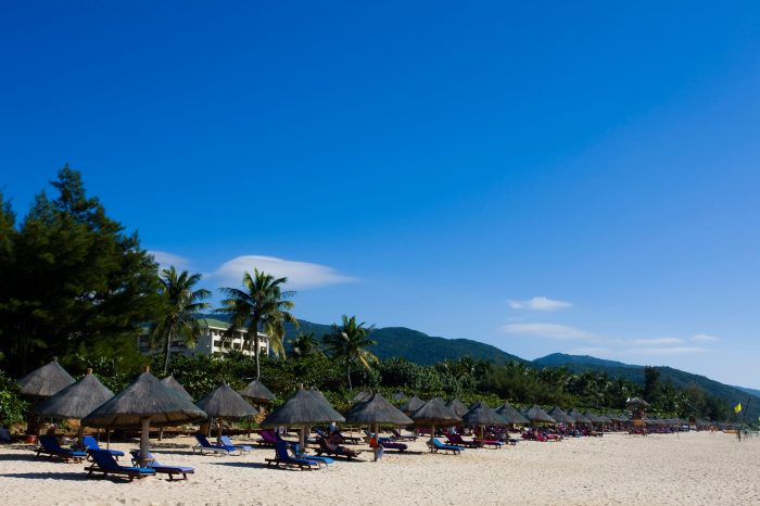 Tibet Bahn nach Lhasa und Badeurlaub in Sanya