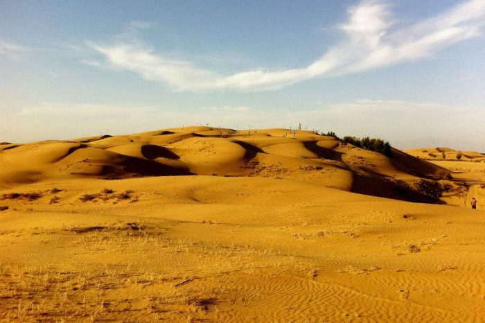 Innere Mongolei Reisen: Wüste, Grasland und Dschingis Khan