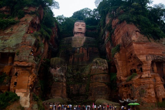 Die Große Pandas, heiliger buddhistischer Berge und Yangtze Kreuzfahrt