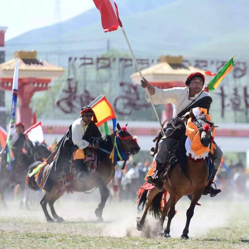 2022/2023 Yushu Pferderennen-Fest
