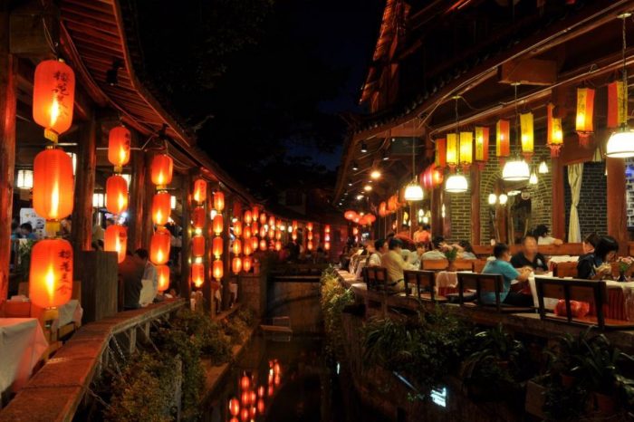 6 Tage Dali-Lijiang Tour mit der antiken Stadt Shaxi