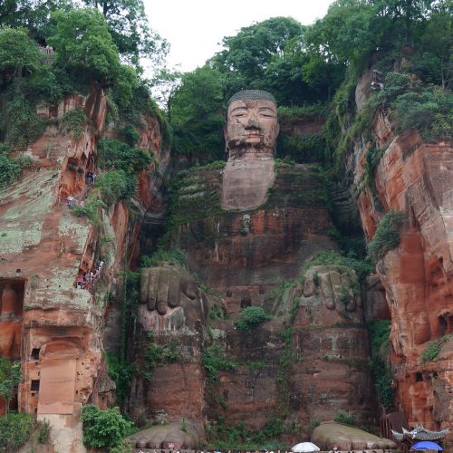 1 Tag Panda-Besuch & Leshan Tour