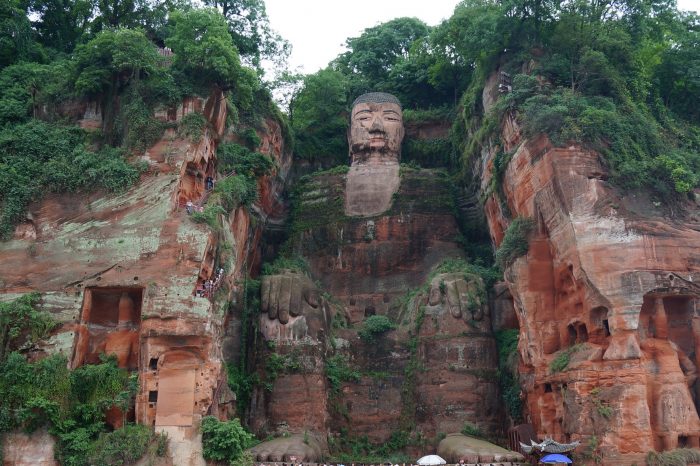 1 Tag Panda-Besuch & Leshan Tour