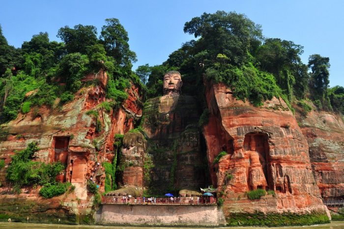 2 Tage Chengdu-Leshan Tour ohne Hotels