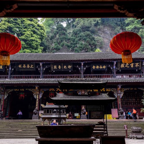 3 Tage Chengdu-Mt. Qingcheng-Tour mit Mt. Heming