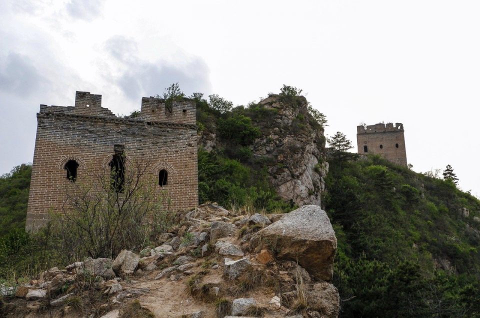 Die Chinesische Mauer aus dem massiven Bau der Ming-Dynastie