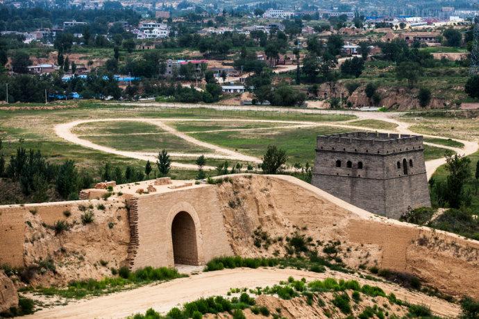 Die Abschnitte der Chinesischen Mauer in Shaanxi Provinz